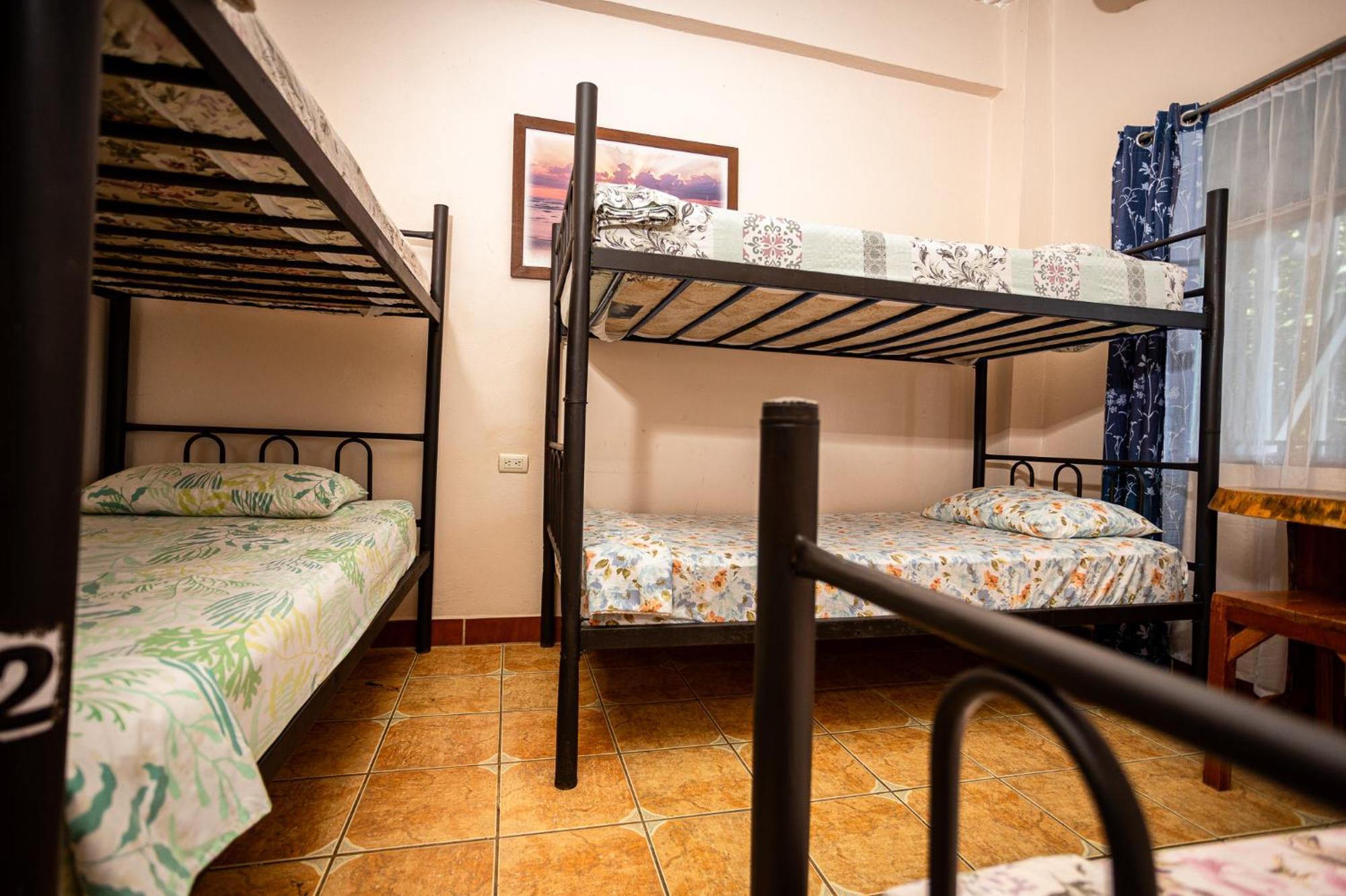 Manuel Antonio Hostel Εξωτερικό φωτογραφία