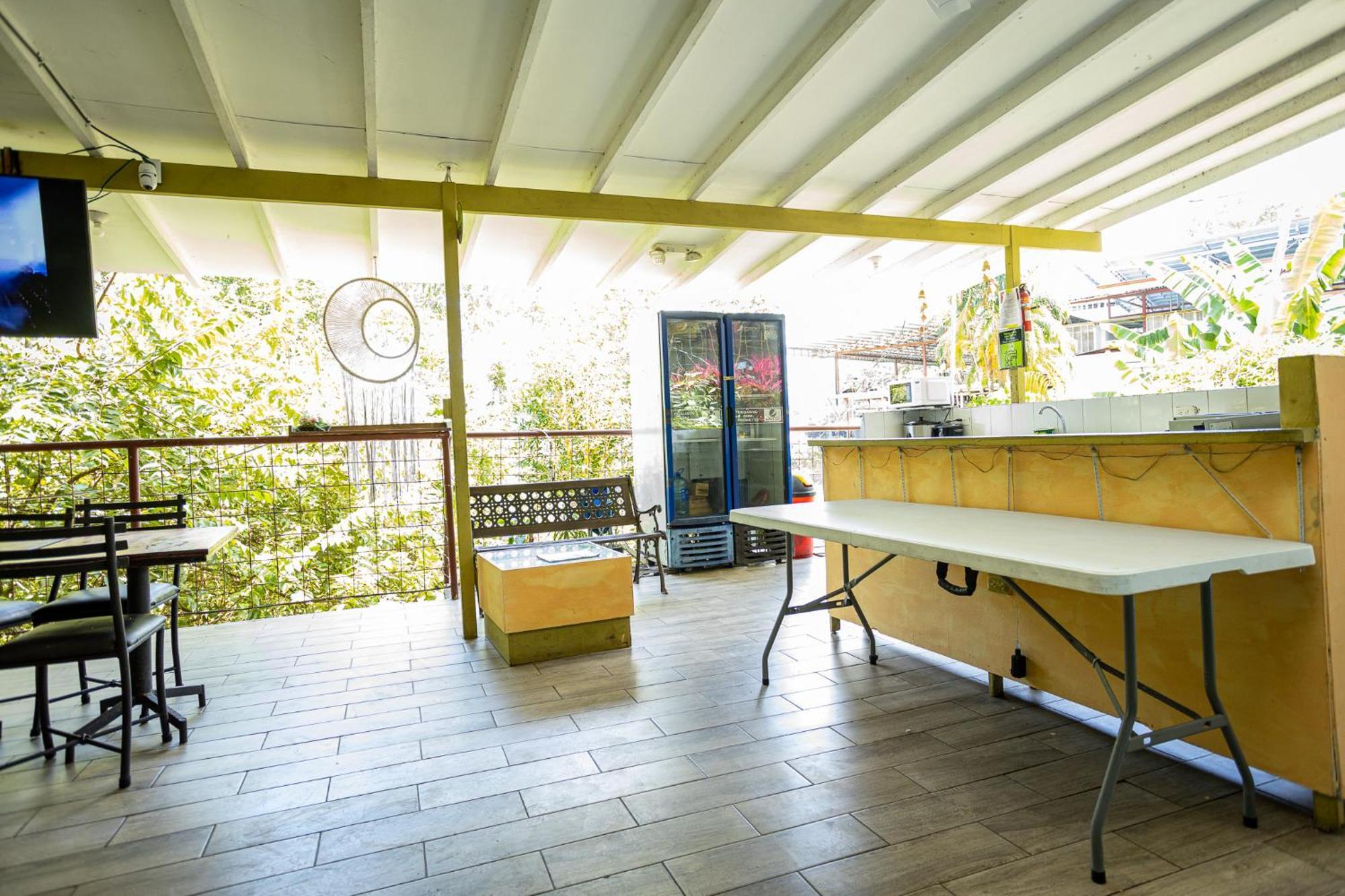 Manuel Antonio Hostel Εξωτερικό φωτογραφία